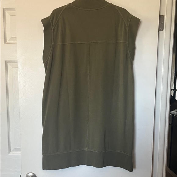 Olive Green Sleeveless Dress - Picture 6 of 6